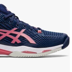 ASICS Tennis Shoes, size 7